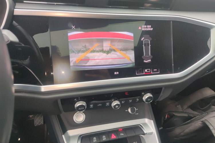 Used Audi Q3 2021 35 TFSI Advanced Style Edition Audio And AC Panel