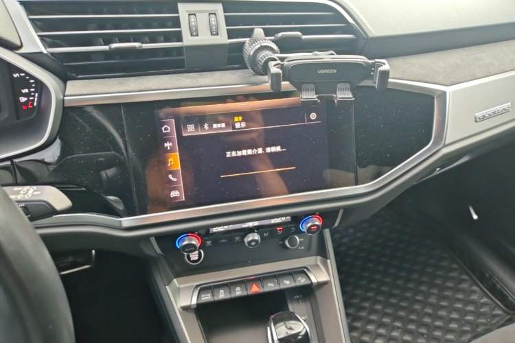 Used Audi Q3 2021 45 TFSI quattro Fashion Dynamic Model Audio And AC Panel