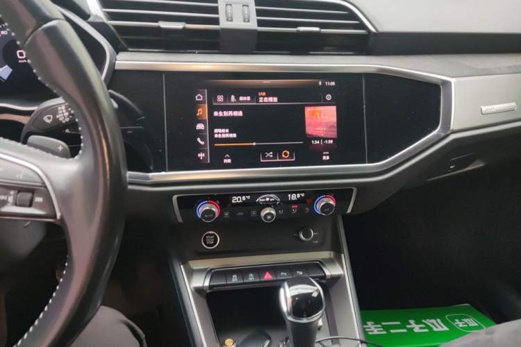 Used Audi Q3 2021 35 TFSI Fashion Dynamic Model Audio And AC Panel