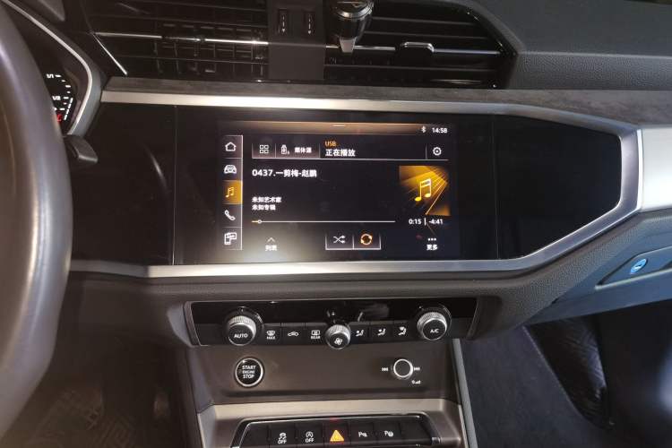 Used Audi Q3 2021 35 TFSI Fashion Dynamic Model Audio And AC Panel