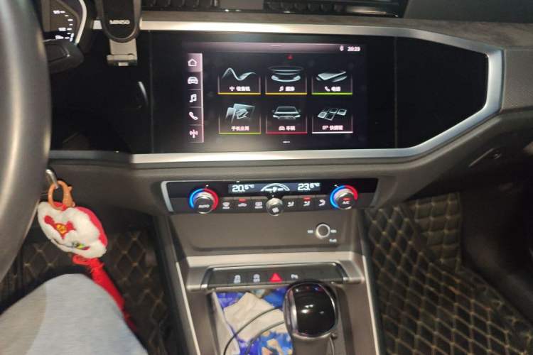 Used Audi Q3 2021 35 TFSI Progressive Dynamic Edition Audio And AC Panel