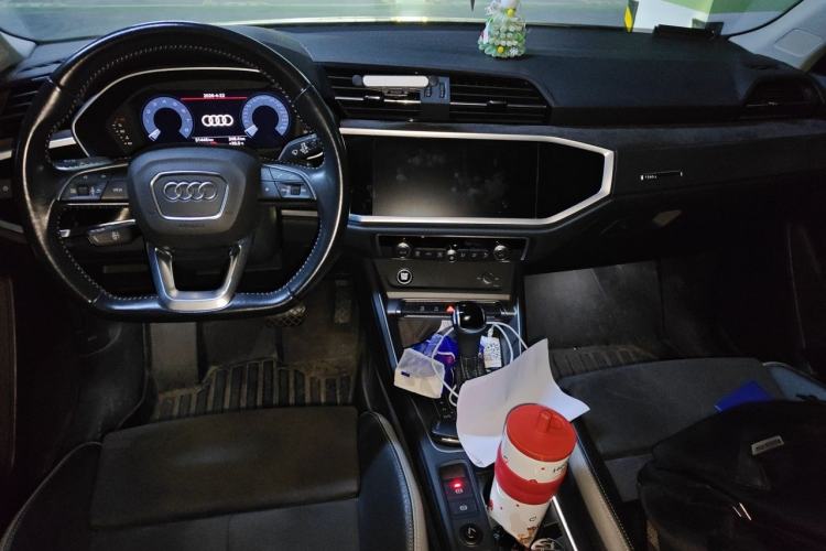 Used Audi Q3 2021 35 TFSI Fashion Dynamic Model Center Console