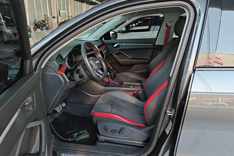 Used Audi Q3 2021 40 TFSI Fashion Dynamic Model Driver Seat