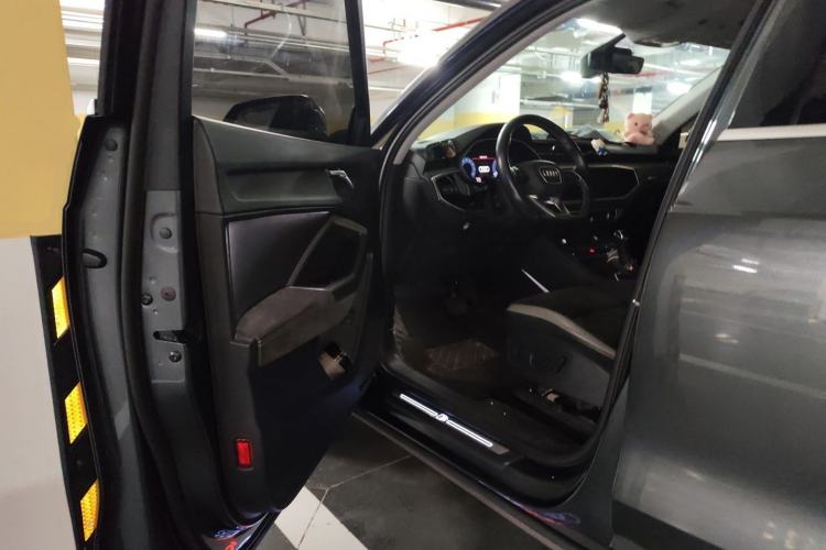 Used Audi Q3 2021 35 TFSI Fashion Dynamic Model Driver Seat