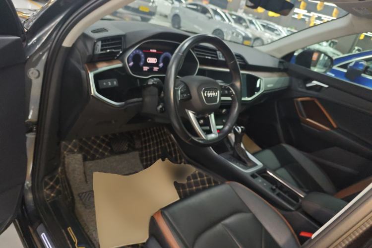 Used Audi Q3 2021 35 TFSI Fashionable and Elegant Model Driver Seat