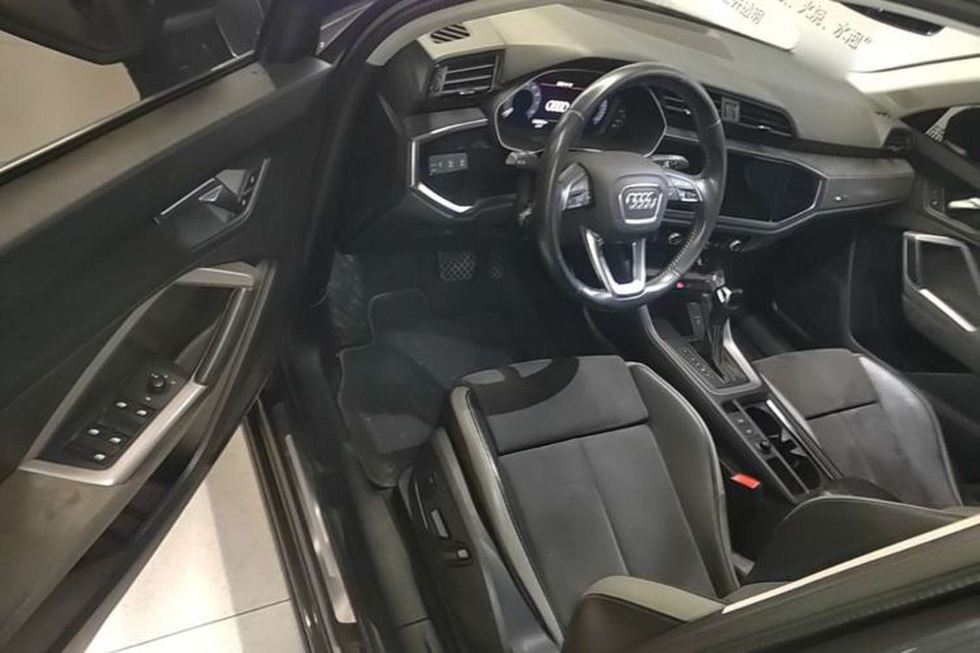 Used Audi Q3 2021 35 TFSI Progressive Dynamic Edition Driver Seat