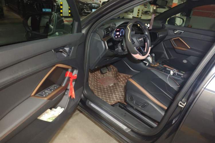 Used Audi Q3 2021 35 TFSI Fashionable and Elegant Model Driver Seat