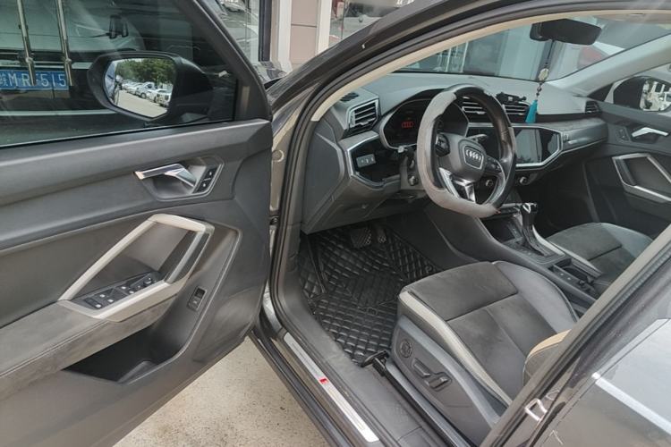 Used Audi Q3 2021 35 TFSI Fashion Dynamic Model Driver Seat