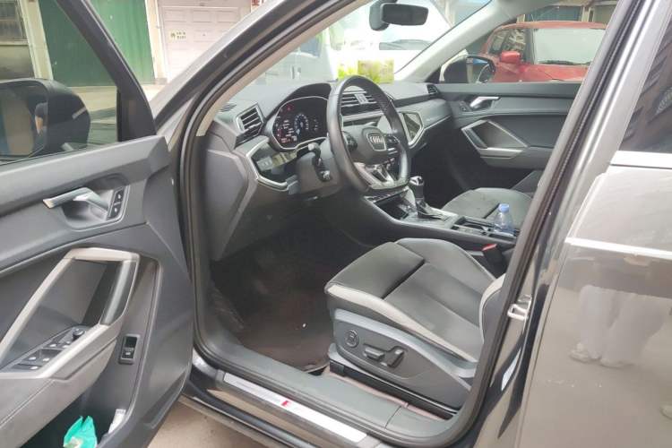 Used Audi Q3 2021 35 TFSI Fashion Dynamic Model Driver Seat