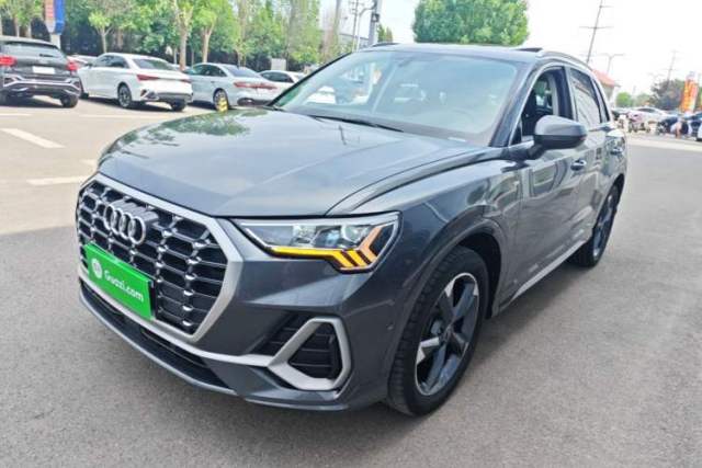 Used Audi Q3 2021 35 TFSI Fashion Dynamic Model
