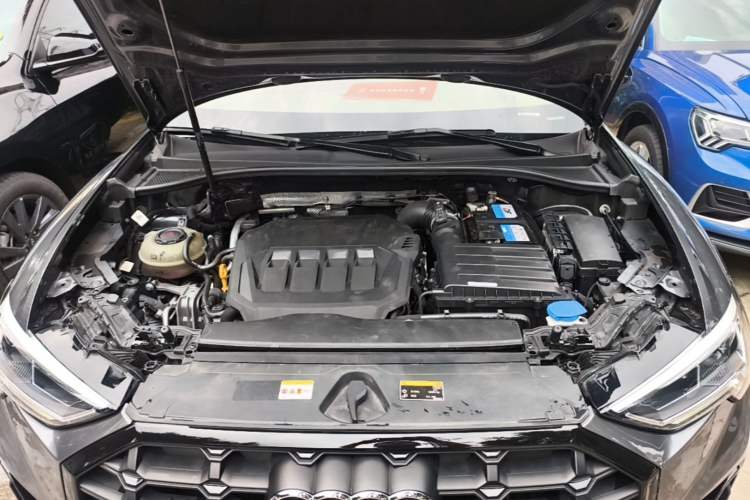 Used Audi Q3 2021 40 TFSI Fashion Dynamic Model Engine Bay
