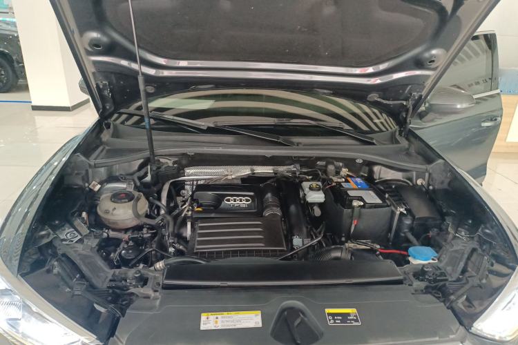 Used Audi Q3 2021 35 TFSI Fashion Dynamic Model Engine Bay
