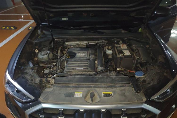 Used Audi Q3 2021 35 TFSI Fashion Dynamic Model Engine Bay