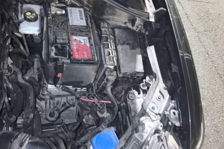 Used Audi Q3 2021 35 TFSI Progressive Dynamic Edition Engine Bay Left