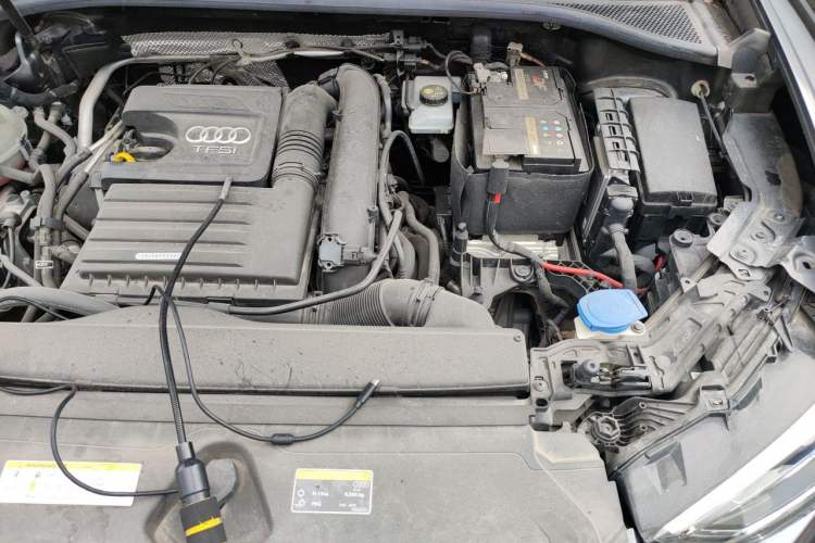 Used Audi Q3 2021 35 TFSI Fashion Dynamic Model Engine Bay Left