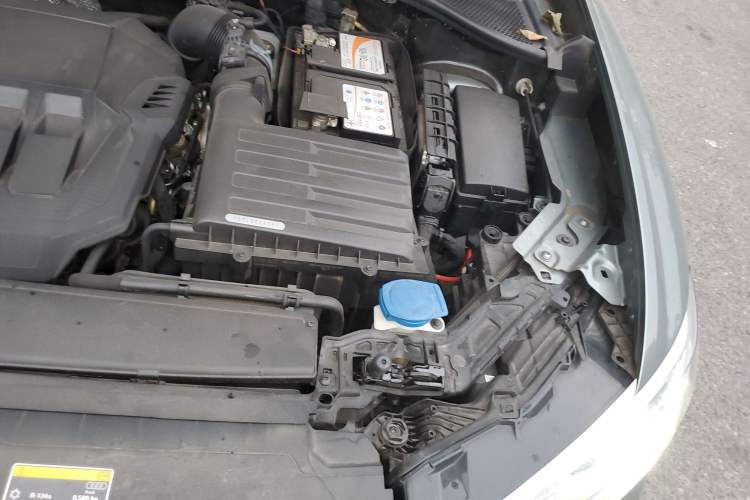 Used Audi Q3 2021 40 TFSI Fashion Dynamic Model Engine Bay Left