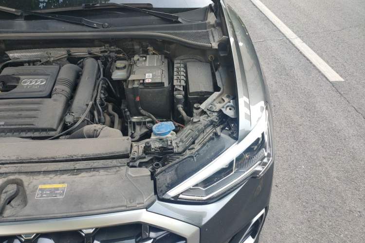 Used Audi Q3 2021 35 TFSI Fashion Dynamic Model Engine Bay Left