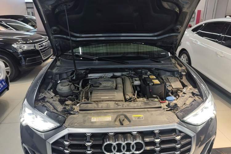 Used Audi Q3 2021 35 TFSI Progressive Dynamic Edition Engine Bay