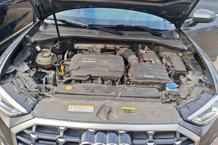 Used Audi Q3 2021 45 TFSI quattro Fashion Dynamic Model Engine Bay