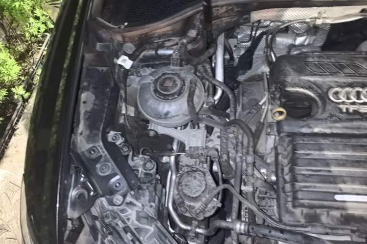 Used Audi Q3 2021 35 TFSI Progressive Dynamic Edition Engine Bay Right