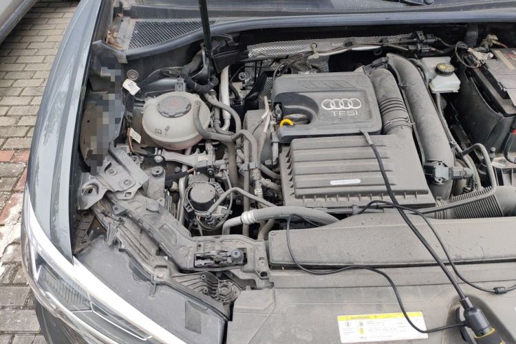 Used Audi Q3 2021 35 TFSI Fashion Dynamic Model Engine Bay Right