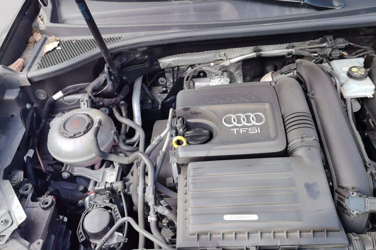 Used Audi Q3 2021 35 TFSI Fashion Dynamic Model Engine Bay Right