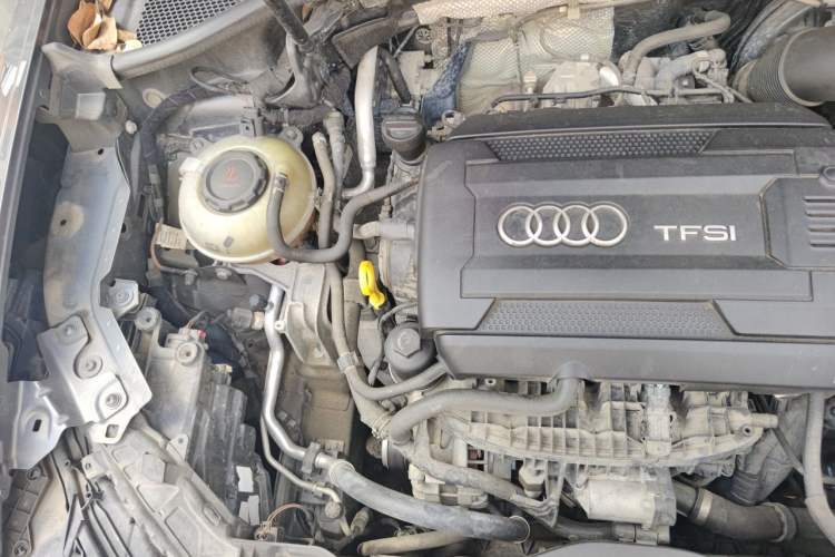 Used Audi Q3 2021 45 TFSI quattro Fashion Dynamic Model Engine Bay Right