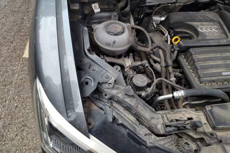 Used Audi Q3 2021 35 TFSI Fashionable and Elegant Model Engine Bay Right