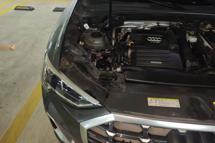 Used Audi Q3 2021 35 TFSI Progressive Dynamic Edition Engine Bay Right