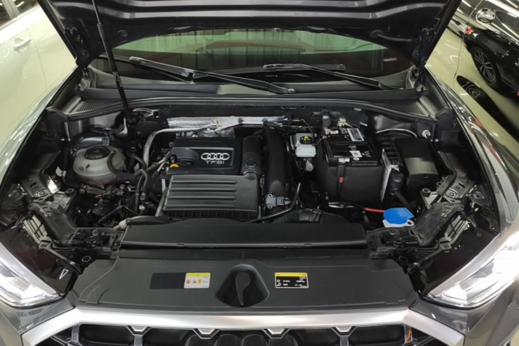 Used Audi Q3 2021 35 TFSI Progressive Dynamic Edition Engine Bay