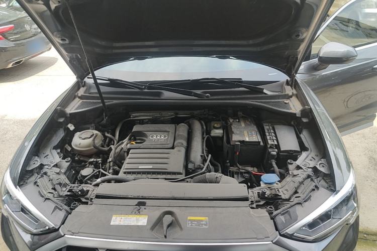 Used Audi Q3 2021 35 TFSI Fashion Dynamic Model Engine Bay