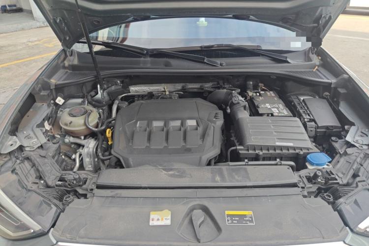 Used Audi Q3 2021 40 TFSI Fashion Dynamic Model Engine Bay