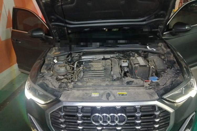 Used Audi Q3 2021 35 TFSI Fashion Dynamic Model Engine Bay