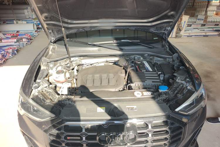 Used Audi Q3 2021 40 TFSI Fashion Dynamic Model Engine Bay