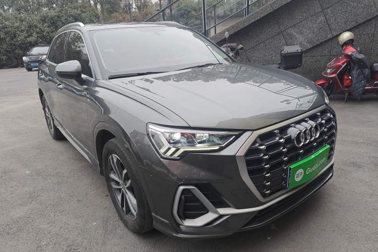 Used Audi Q3 2021 35 TFSI Progressive Dynamic Edition Exterior 1