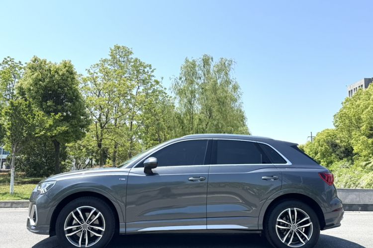 Used Audi Q3 2021 35 TFSI Progressive Dynamic Edition Exterior 1