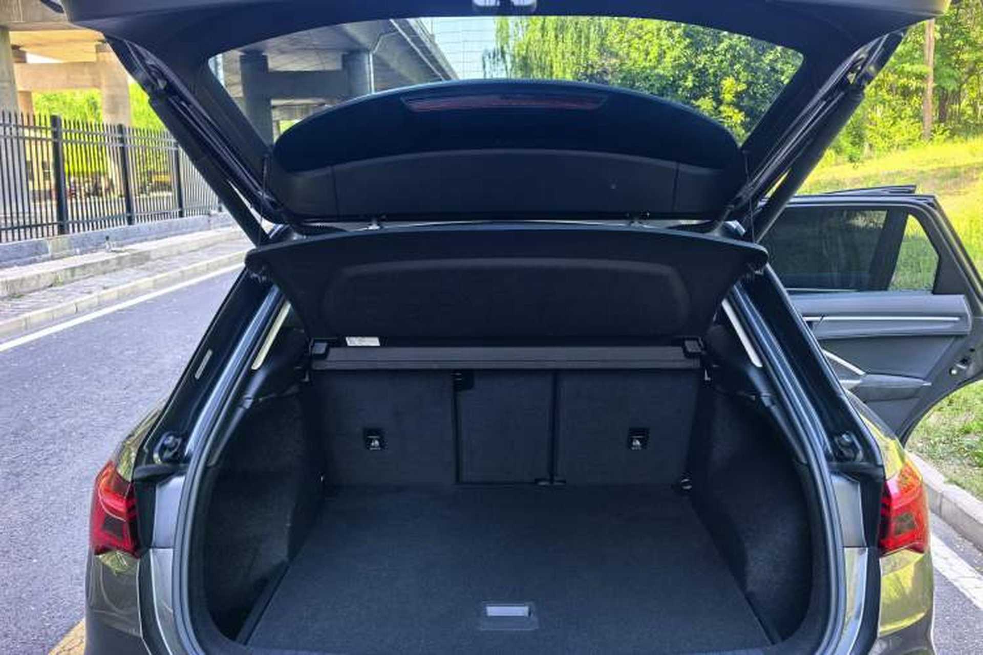 Used Audi Q3 2021 45 TFSI quattro Fashion Dynamic Model Exterior 10