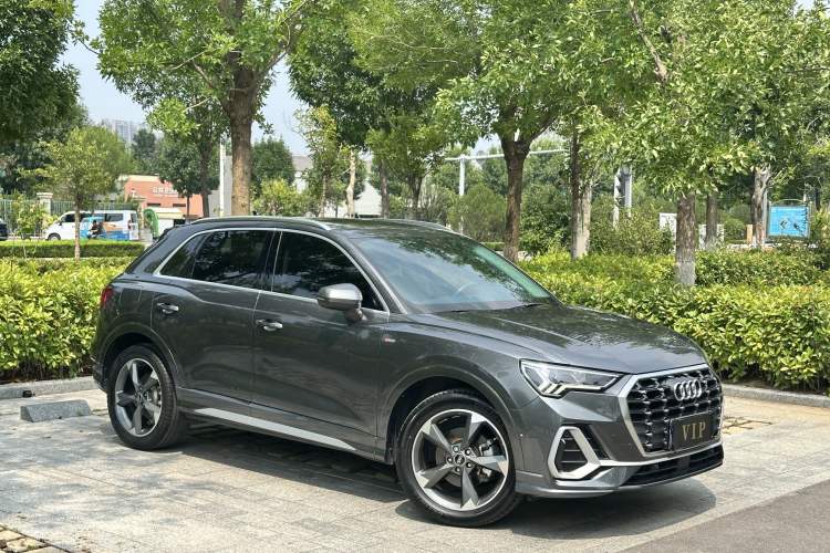 Used Audi Q3 2021 35 TFSI Fashion Dynamic Model Exterior 2