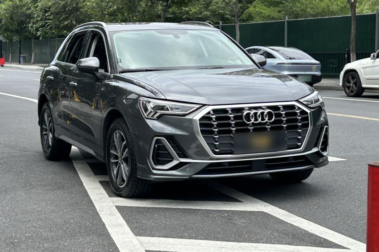 Used Audi Q3 2021 35 TFSI Progressive Dynamic Edition Exterior 2