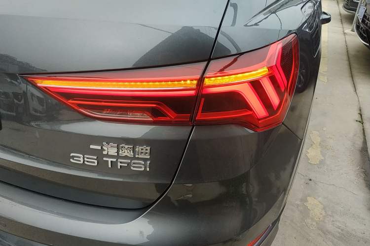 Used Audi Q3 2021 35 TFSI Fashion Dynamic Model Exterior 3