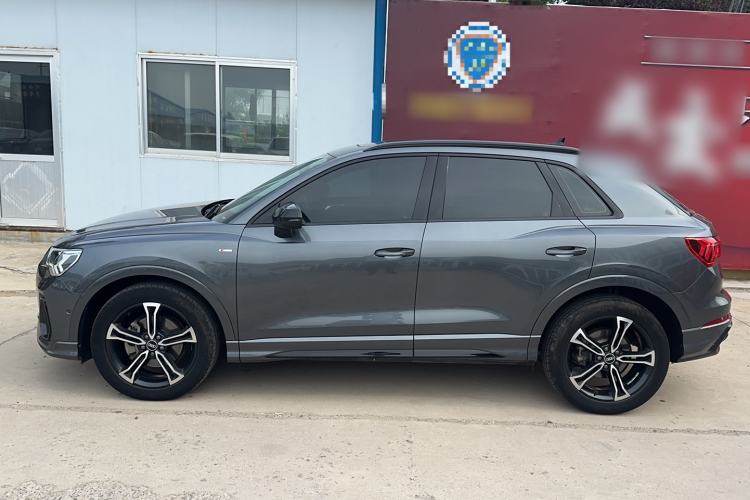 Used Audi Q3 2021 40 TFSI Fashion Dynamic Model Exterior 4