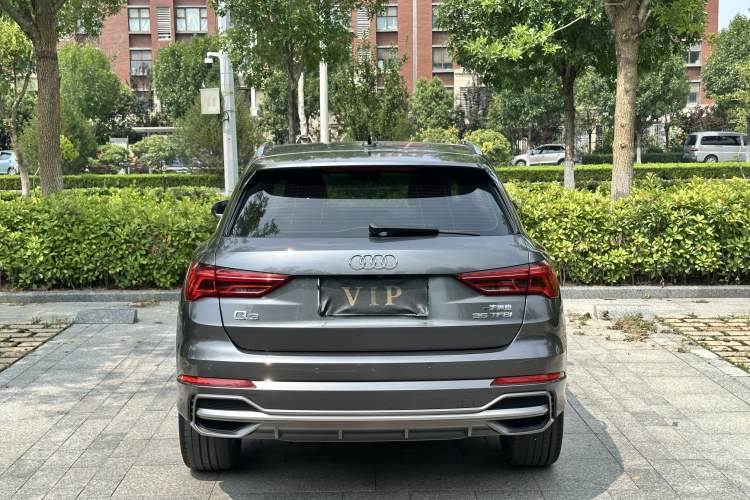 Used Audi Q3 2021 35 TFSI Fashion Dynamic Model Exterior 4