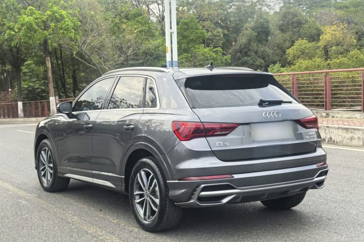 Used Audi Q3 2021 35 TFSI Progressive Dynamic Edition Exterior 4