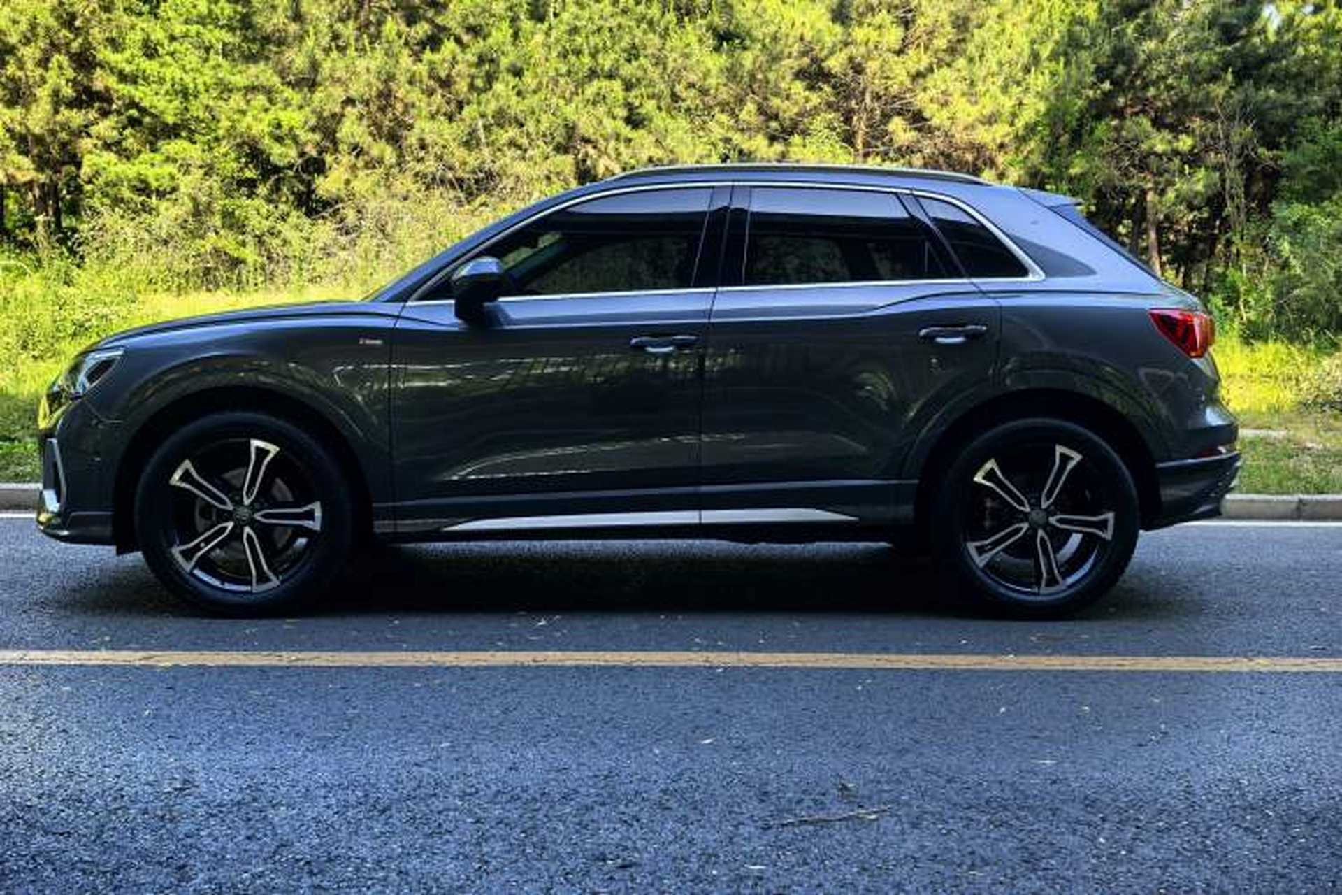 Used Audi Q3 2021 45 TFSI quattro Fashion Dynamic Model Exterior 4