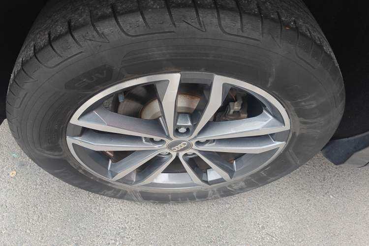 Used Audi Q3 2021 35 TFSI Progressive Dynamic Edition Exterior 5