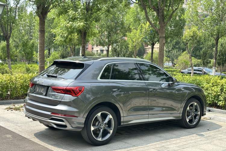 Used Audi Q3 2021 35 TFSI Fashion Dynamic Model Exterior 5