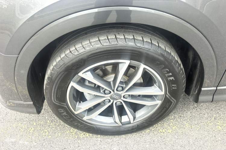 Used Audi Q3 2021 35 TFSI Progressive Dynamic Edition Exterior 7