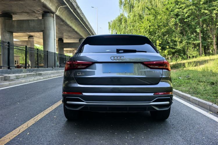 Used Audi Q3 2021 45 TFSI quattro Fashion Dynamic Model Exterior 7