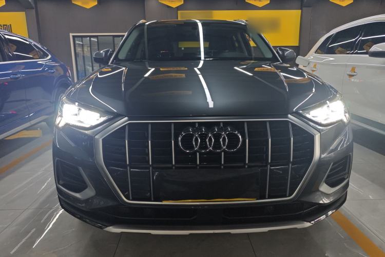 Used Audi Q3 2021 35 TFSI Fashionable and Elegant Model Front