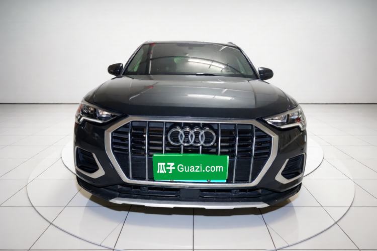 Used Audi Q3 2021 35 TFSI Fashionable and Elegant Model Front